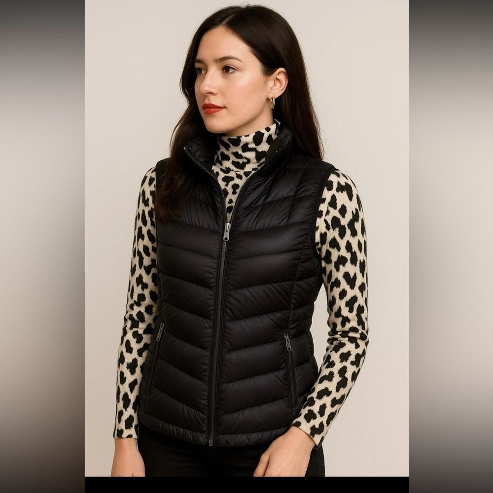 Tumi Pax Pillow Puffer Vest Black M